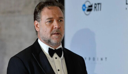 Russell Crowe'dan serzeniş: "Bana para ödemeleri lazım"