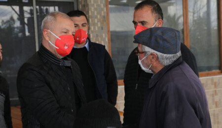 DP adayı Serhat Akpınar, Karpaz bölgesini ziyaret etti