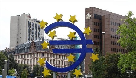 Avrupa Merkez Bankası enflasyonun uzun süre yüksek kalmasını bekliyor