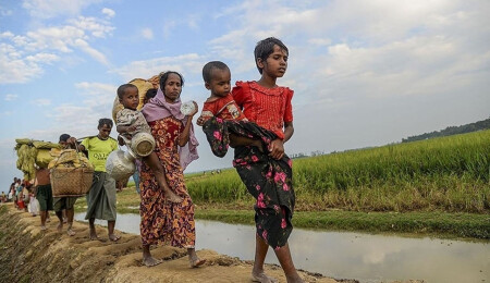 İngiltere, Bangladeş'teki Arakanlılar için 3,7 milyon dolarlık yardım yapacak