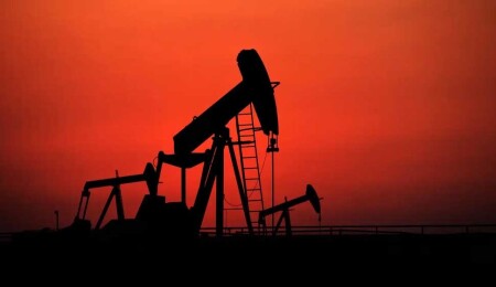 Küresel petrol arzı ağustosta günlük yaklaşık 280 bin varil arttı