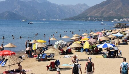 Muğla sahillerinde bayramın üçüncü gününde de yoğunluk sürdü