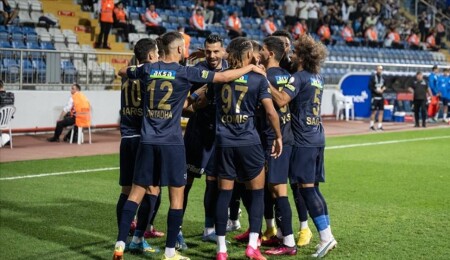 "Üç büyükler" dışındaki en başarılı İstanbul takımı Kasımpaşa