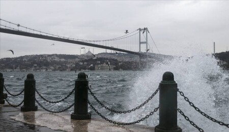 İstanbul Valiliğinden fırtına uyarısı