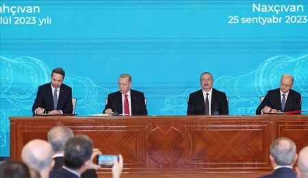 Türkiye ile Azerbaycan arasında 3 anlaşma imzalandı