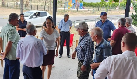 YDP adayı Lesinger, Karpaz köylerini ziyaret etti
