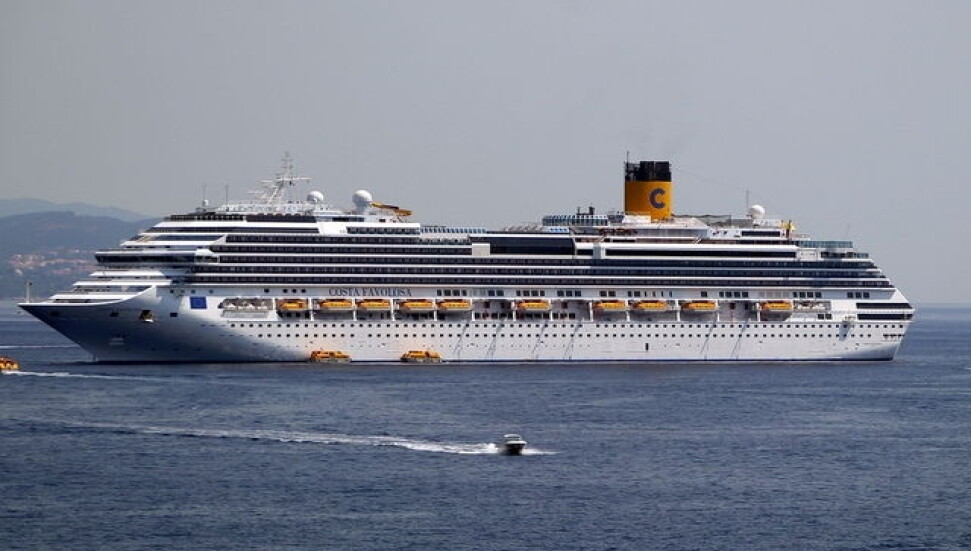 Guardian: Cruise gemileri İstanbul'daki limanı mahvediyor