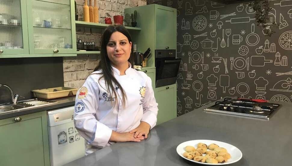 Öğr. Gör. Buket Özpazarcıoğlu, aşçılık konusunda pratik bilgiler verdi