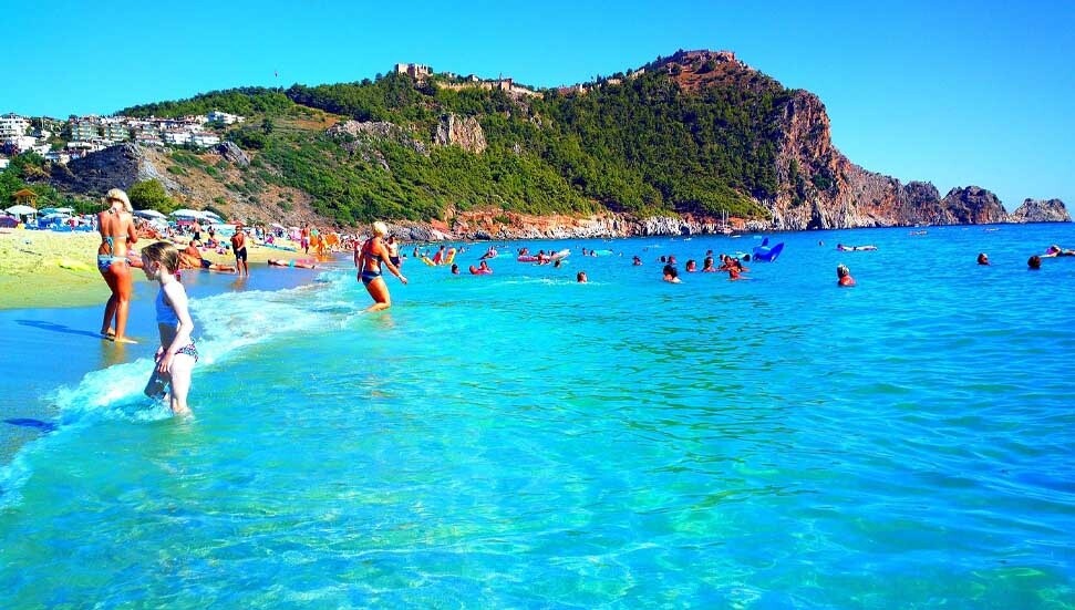Türkiye’de turizm geliri ikinci çeyrekte yüzde 23,1 arttı