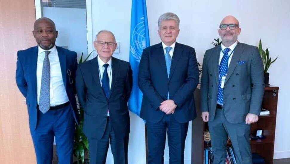 Cumhurbaşkanı Ersin Tatar’ın Özel Temsilcisi Ergün Olgun, Evstigneeva ve Jenca ile görüştü