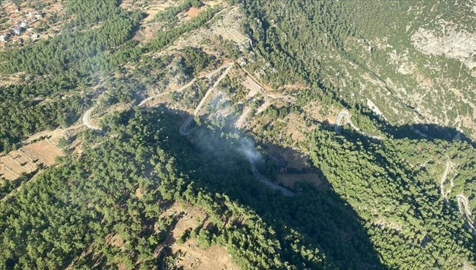Muğla'da çıkan orman yangınına müdahale ediliyor