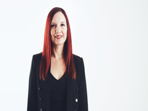 Nazlı: İletişim altyapısının yabancı bir şirkete devredilmesi ideolojik bir tercih