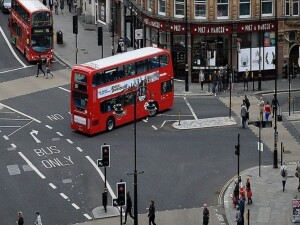 İngiltere'de yeni soğuk hava dalgasının "kar ve buzlanmaya" yol açacağı uyarısı yapıldı