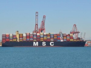 İran, Hürmüz Boğazı'nda Marshall Adaları bayraklı bir petrol tankerine el koydu