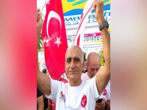 Mehmet İneci, KKTC adına katıldığı Zeytinburnu Cumhuriyet Koşusu’nda 1'inci geldi