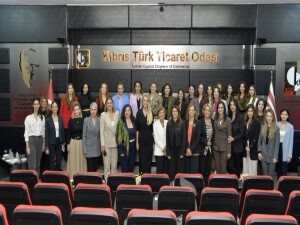 Nilden Bektaş Erhürman, “Cesur Adımlar, Güçlü Kadınlar” paneline katıldı