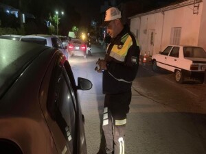 Trafik denetimlerinde 333 sürücüye ceza kesildi, 77 araç trafikten men edildi