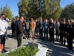 Fevzi Beyar, ölüm yıl dönümünde kabri başında anıldı