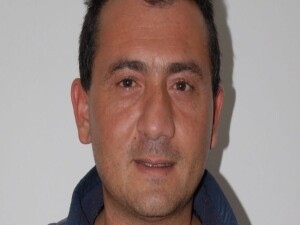 Rum polisi, cinayete teşebbüs zanlısının Kuzey Kıbrıs'a geçmiş olabileceğini araştırıyor