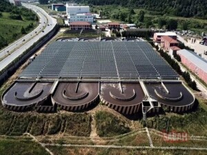 Dubai’den tarihi başarı: Dünyanın en büyük güneş enerjili su arıtma tesisi!