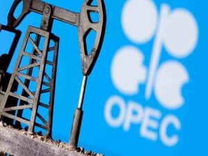 OPEC+, kasım ayında üretimi günde 137 bin varil artırmaya karar verdi