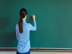 Bağımsızlık Yolu’ndan 24 Kasım yemeğine tepki: Özel sektör öğretmeni yok sayılıyor