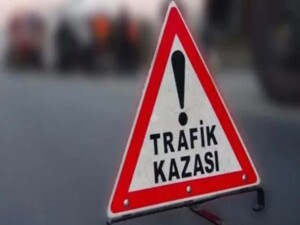 İki trafik kazasında biri yaya iki kişi yaralandı