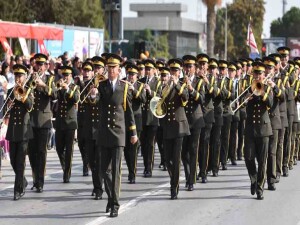 Lefkoşa Dr. Fazıl Küçük Bulvarı, Pazar günü tören provası nedeniyle trafik akışına kapatılacak