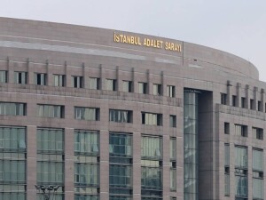 Borsa İstanbul'da manipülasyon soruşturmasında iki holdinge kayyum atandı
