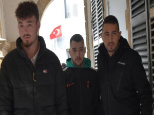 Uyuşturucu suçundan yargılanan Efe Yusuf Sapayer ve Arda Kaya 1 gün daha tutuklu kalacak