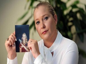 Epstein mağdurlarından Virginia Giuffre, anılarında "seks kölesi olarak öleceğini" düşündüğünü yazdı