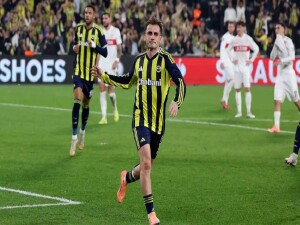Fenerbahçe'den üst üste 2. galibiyet: Kerem Aktürkoğlu skoru belirledi