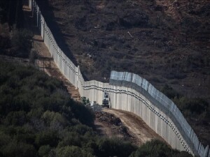 Lübnan, sınırları içinde duvar inşa eden İsrail'i BMGK'ye şikayet etti