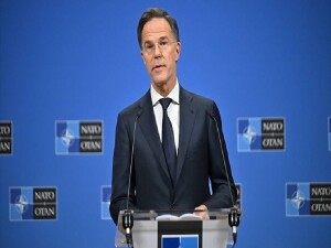 NATO Genel Sekreteri Rutte, Ukrayna'nın İttifak'a üyeliğinin pratik açıdan mümkün olmadığını söyledi