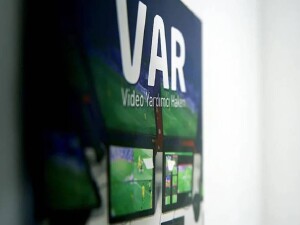 VAR'da yeni dönem: FIFA, Dünya Kupası'nda hayata geçirecek