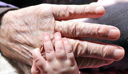 'Şeker sözüyle' kandırılıp kaçırılan çocuk, 70 yıl aradan sonra bulundu
