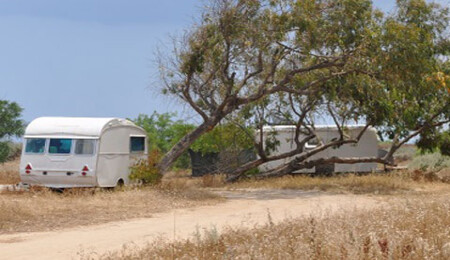Park halindeki karavan çalındı