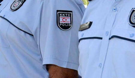 İkamet izni olmayan 2 kişi tutuklandı