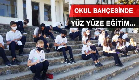 Lapta Yavuzlar Lisesi’nde 'yüz yüze eğitim' okul bahçesinde yapıldı
