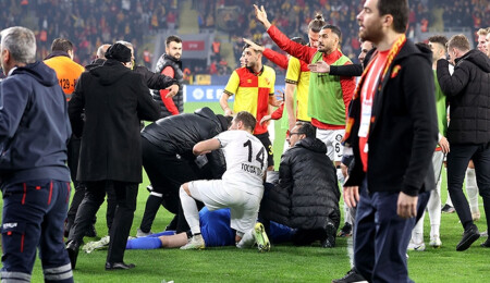 İzmir derbisinde yaralanan Altay kalecisi Ozan Evrim Özenç taburcu edildi