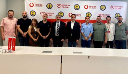 Telsim ile Gümrük Çalışanları Sendikası arasında iş birliği protokolü imzalandı