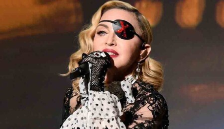 Madonna yeni şarkı hazırlığında