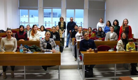 Pozitif Ergen Gelişimi uygulayıcı eğitimi DAÜ Psikoloji Bölümü himayesinde gerçekleşti