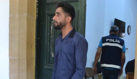Gönyeli'de izinsiz girdiği evden araba anahtarını çalan zanlı, tutuksuz yargılanacak