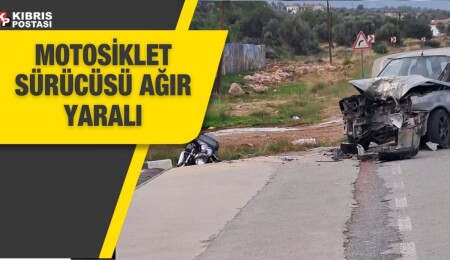 Girne Tatlısu ana yolunda bir motosiklet ile araba çarpıştı