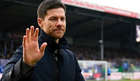 Xabi Alonso geleceğiyle ilgili kararı açıkladı