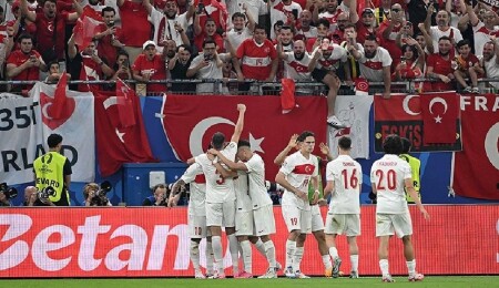 Son 16’da rakip Avusturya: Türkiye, Çekya’yı yendi, gruptan ikinci çıktı