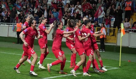 Türkiye A Milli Kadın Futbol Takımı, yarın İsviçre'yi konuk edecek