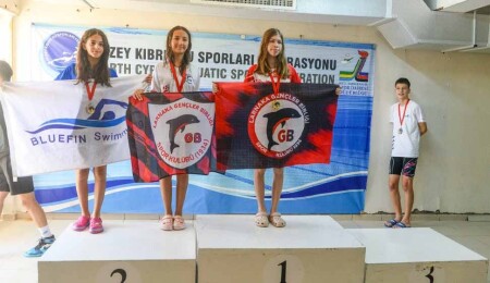 11+ Yaş Bireysel Yüzme Şampiyonası’nda 9 yeni rekor kırıldı