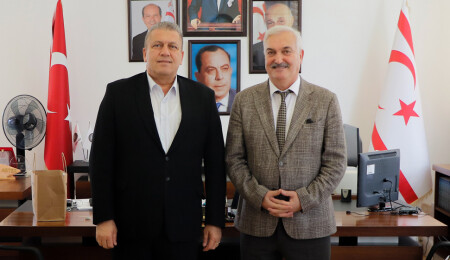 Ayvacık'ın eski Belediye Başkanı Erkan Avcı'dan Gazimağusa Belediye Başkanı İsmail Arter’e ziyaret